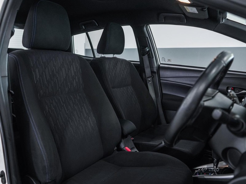Toyota Yaris - Chery Waterfall - Image 15