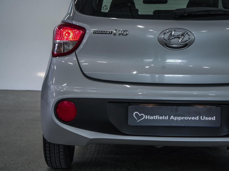 Hyundai i10 - Chery Waterfall - Image 13