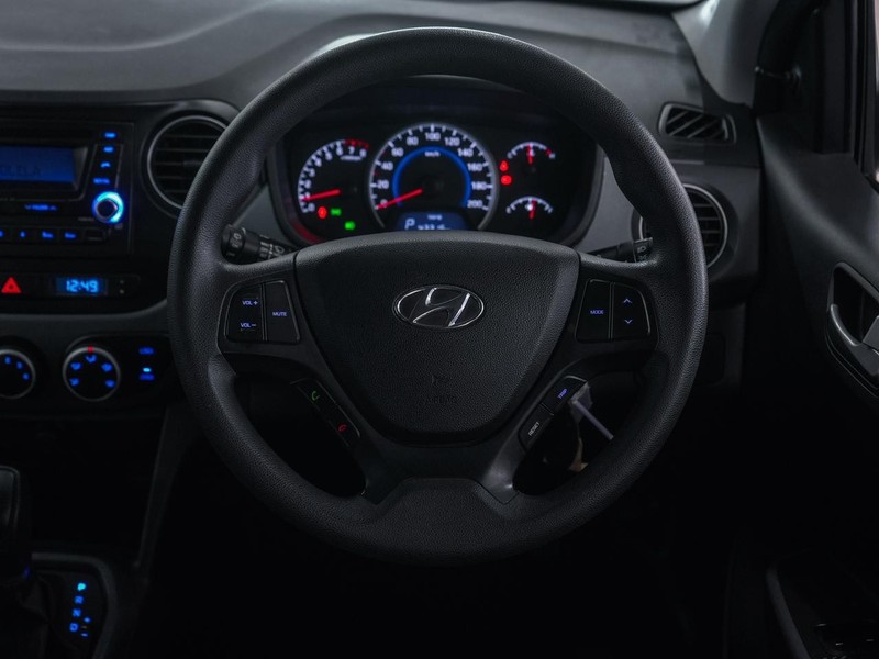 Hyundai i10 - Chery Waterfall - Image 19