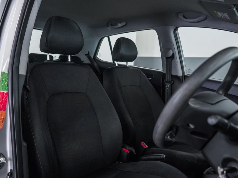 Hyundai i10 - Chery Waterfall - Image 14