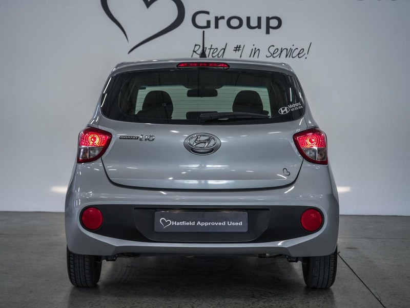 Hyundai i10 - Chery Waterfall - Image 8