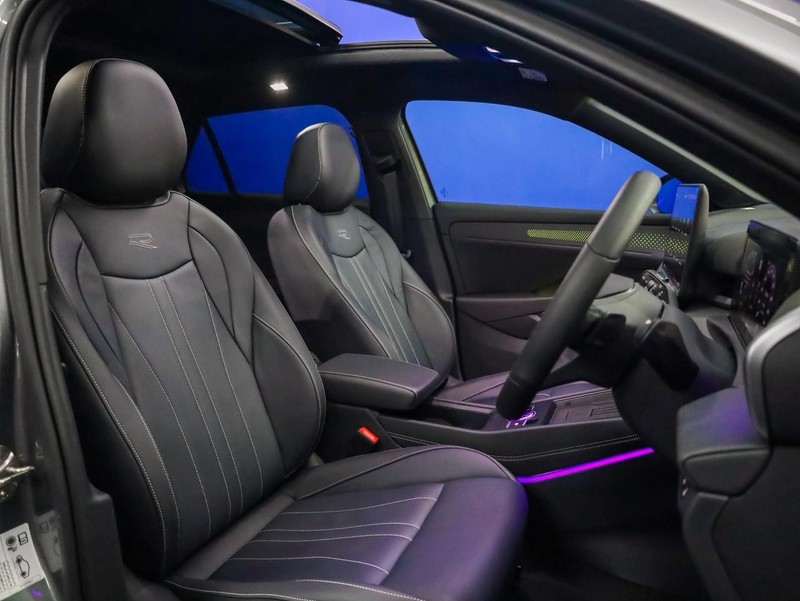 Volkswagen T-Roc - Hatfield VW Bryanston - Image 9