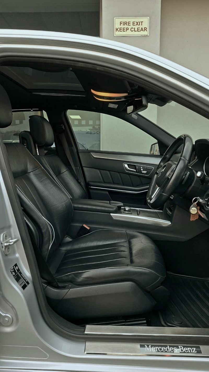 Mercedes-Benz E-class - Isuzu Richards Bay - Image 8