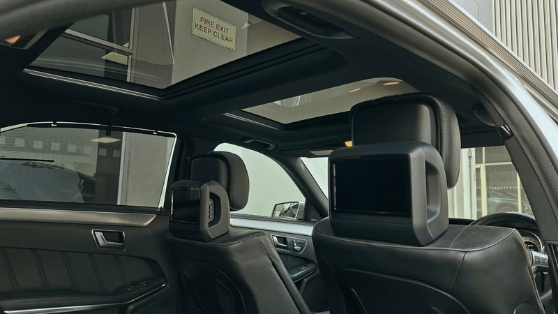 Mercedes-Benz E-class - Isuzu Richards Bay - Image 10