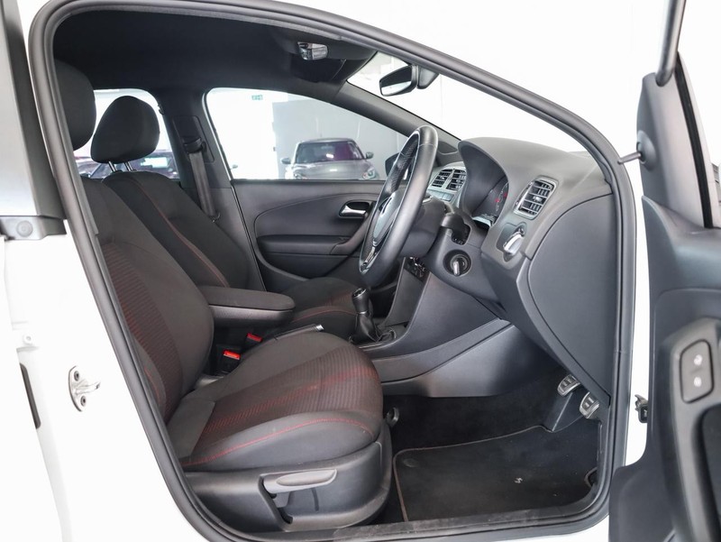 Volkswagen Polo Vivo - Hatfield VW Bryanston - Image 16