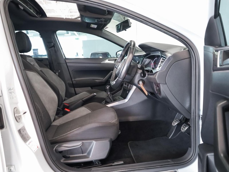 Volkswagen Polo - Hatfield VW Bryanston - Image 17