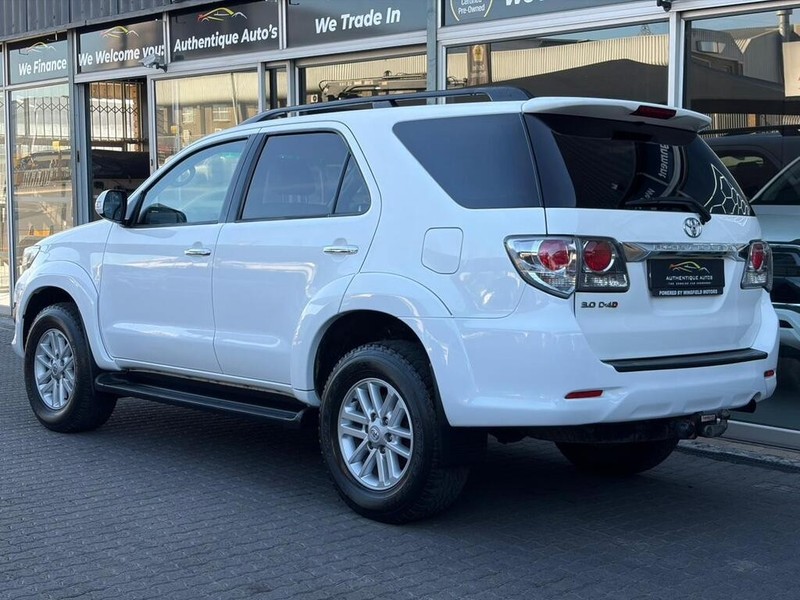 Toyota Fortuner - Authentique Autos - Image 3