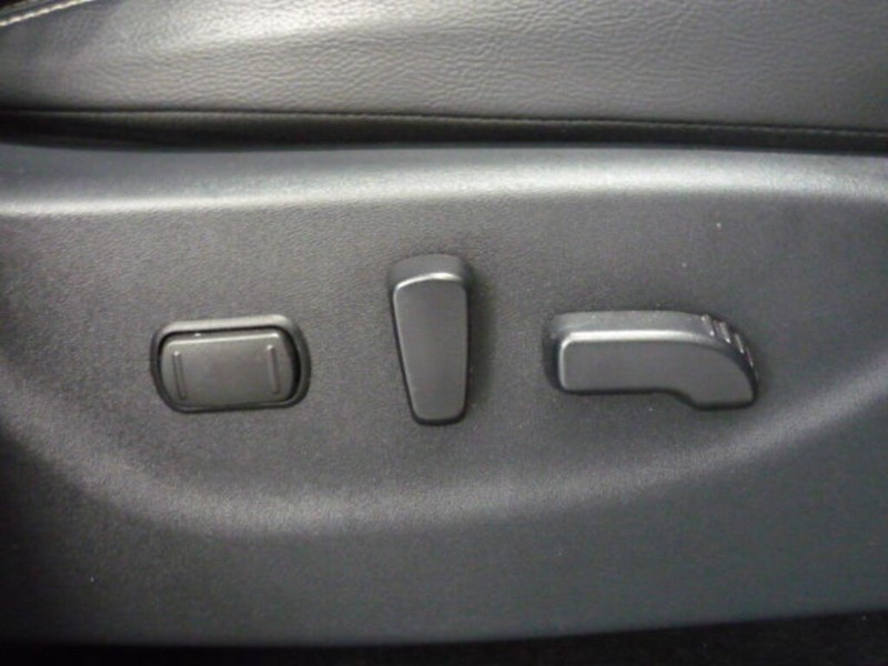 Nissan Navara - LisaCars - Image 15