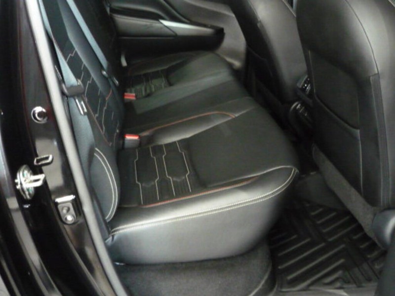 Nissan Navara - LisaCars - Image 12