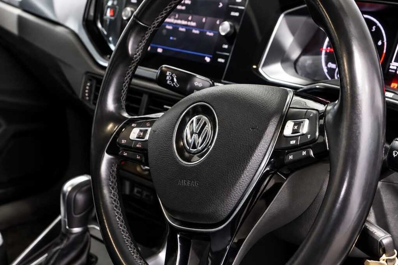 Volkswagen Polo - Bluebird Motors - Image 9