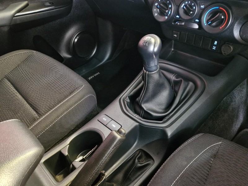 Toyota Hilux - Vaal Toyota Sasolburg - Image 13