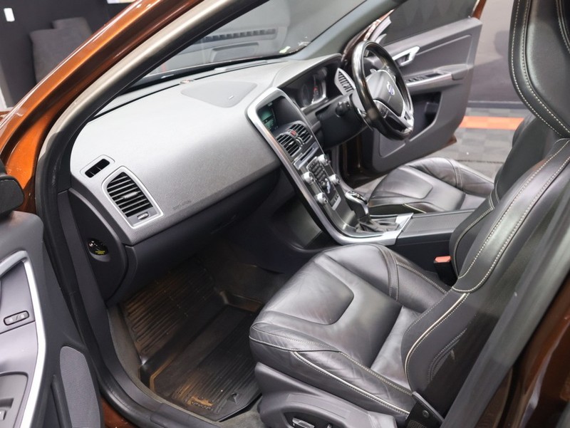 Volvo XC60 - KING OF CARS - Image 17