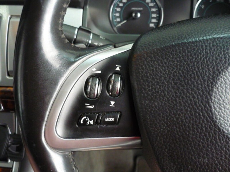Jaguar XF - LisaCars - Image 16