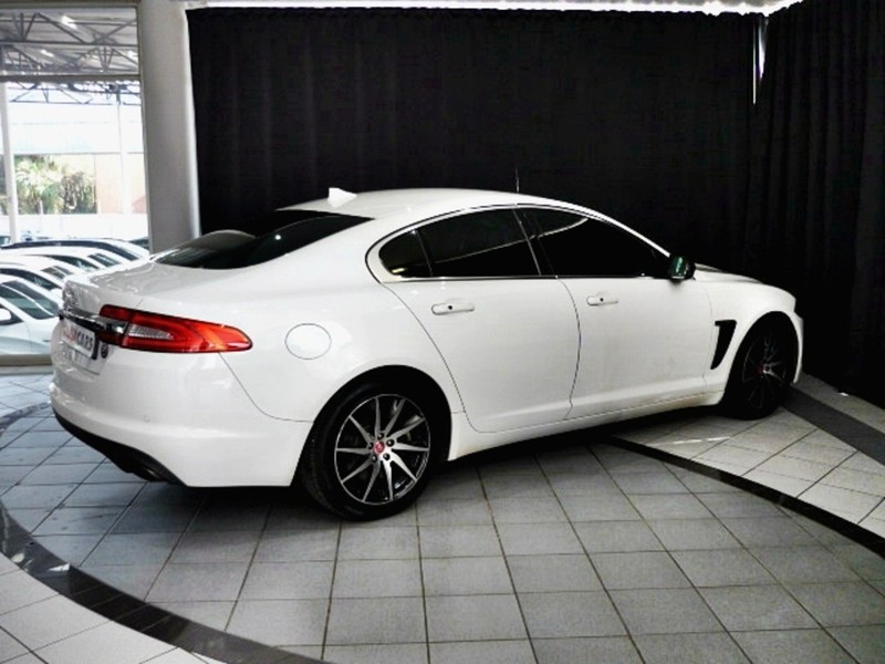 Jaguar XF - LisaCars - Image 7