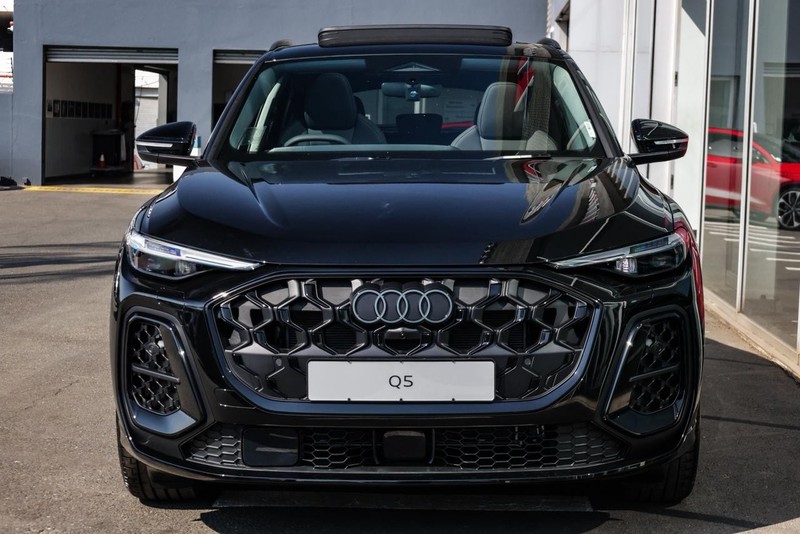 Audi Q5 - Audi Centre Hatfield - Image 2