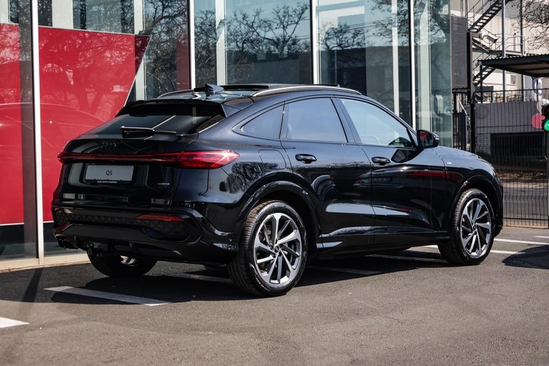 Audi Q5 - Audi Centre Hatfield - Image 8