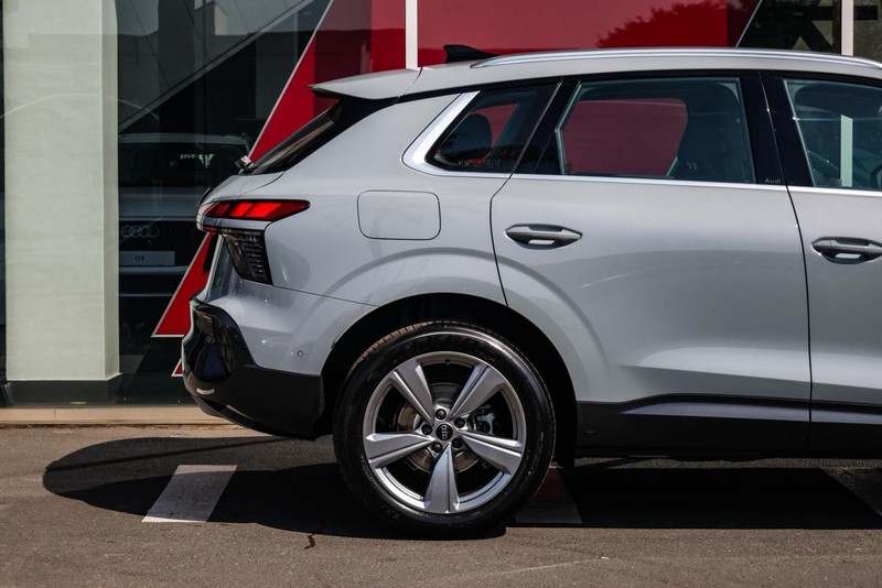 Audi Q3 - Audi Centre Hatfield - Image 7