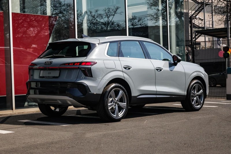 Audi Q3 - Audi Centre Hatfield - Image 6