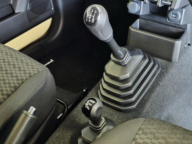 Suzuki Jimny - Honda Pietermaritzburg - Image 7