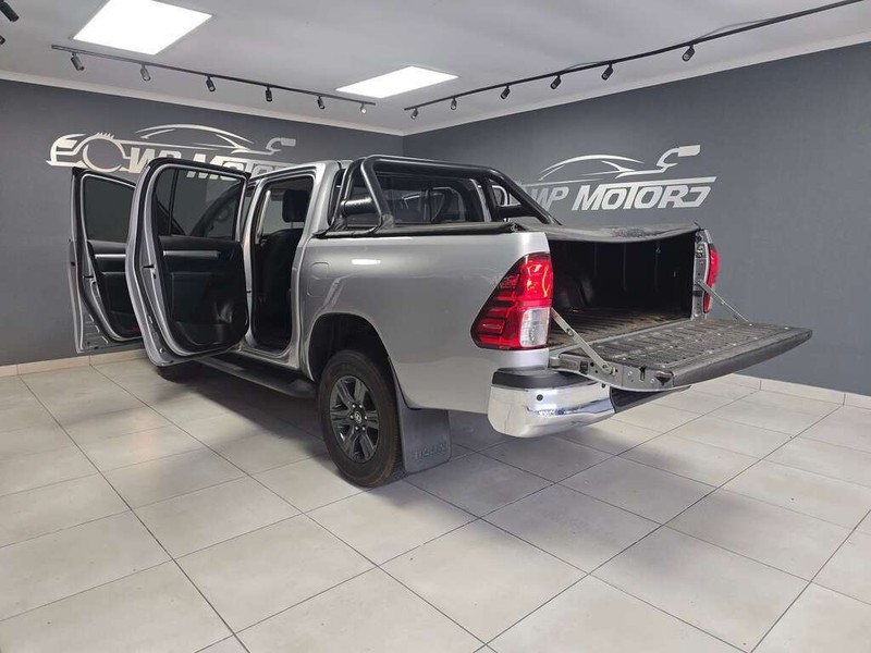 Toyota Hilux - WP Motors - Image 9