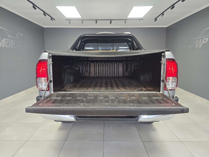 Toyota Hilux - WP Motors - Image 13