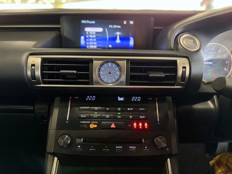 Lexus IS - Bakwena Auto Sales - Image 15
