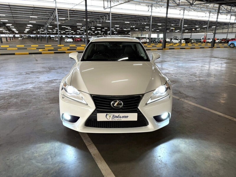 Lexus IS - Bakwena Auto Sales - Image 2