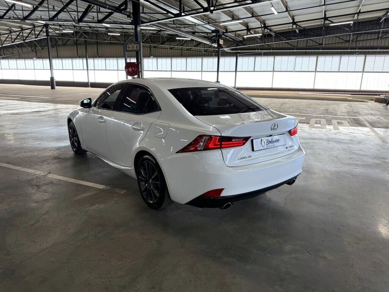 Lexus IS - Bakwena Auto Sales - Image 5