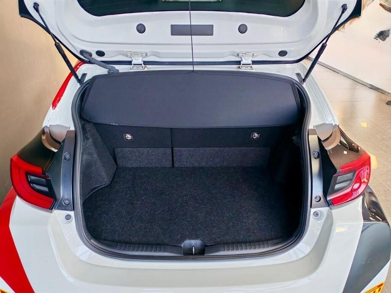 Toyota Yaris - Auto Investments Hatfield - Image 9
