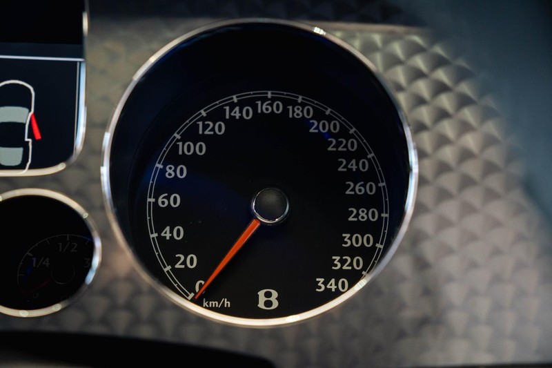 Bentley Continental - Bruma Nissan - Image 24