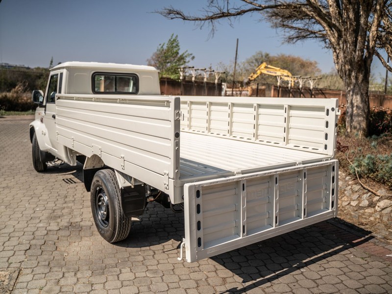 Mahindra Bolero - Mahindra Fourways - Image 10