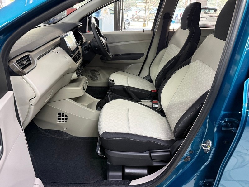 Renault Triber - Stargate Auto - Image 10