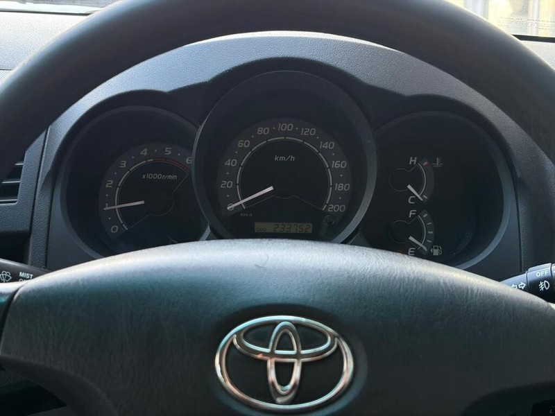 Toyota Hilux - Authentique Autos - Image 10