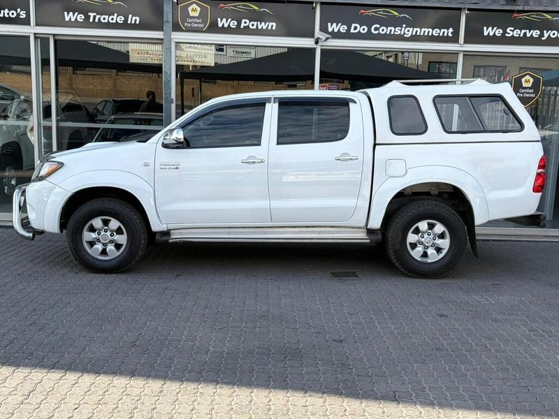 Toyota Hilux - Authentique Autos - Image 2