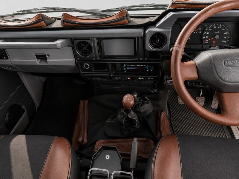 Toyota Land Cruiser - CARS@NOOK - Image 13