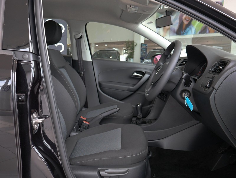 Volkswagen Polo Vivo - Hatfield VW Rivonia - Image 15