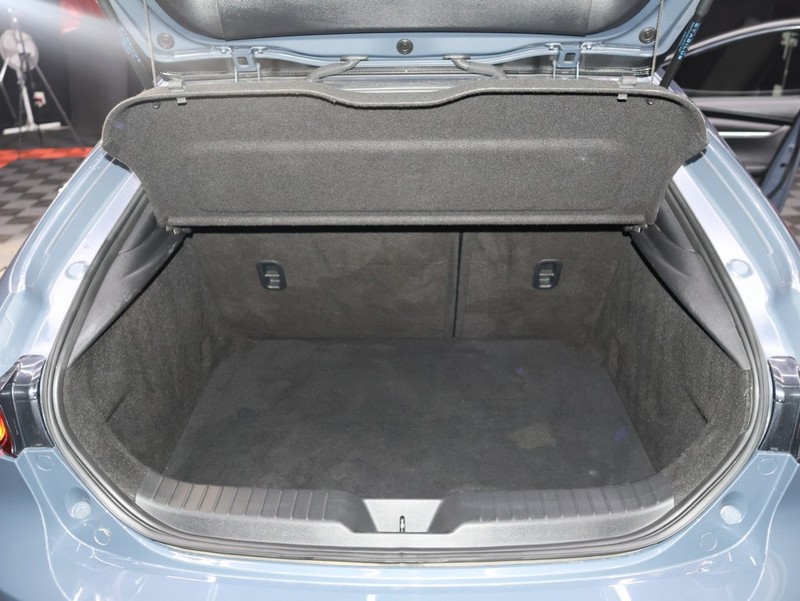 Mazda 3 - KING OF CARS - Image 20