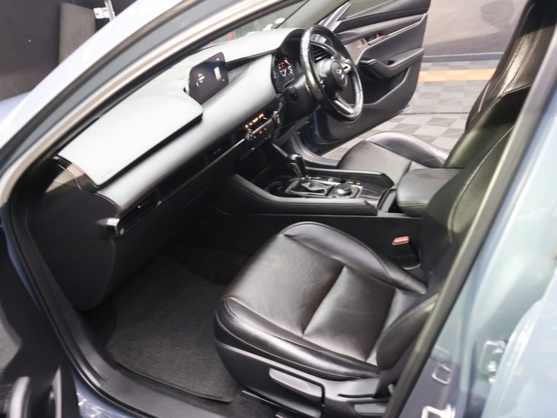 Mazda 3 - KING OF CARS - Image 17