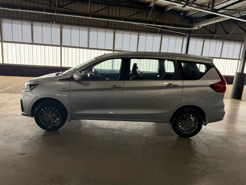 Toyota Corolla Rumion - Bakwena Auto Sales - Image 4