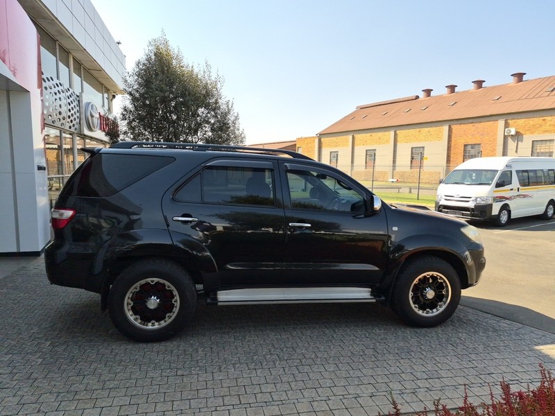 Toyota Fortuner - Nic Bottari Toyota - Image 3