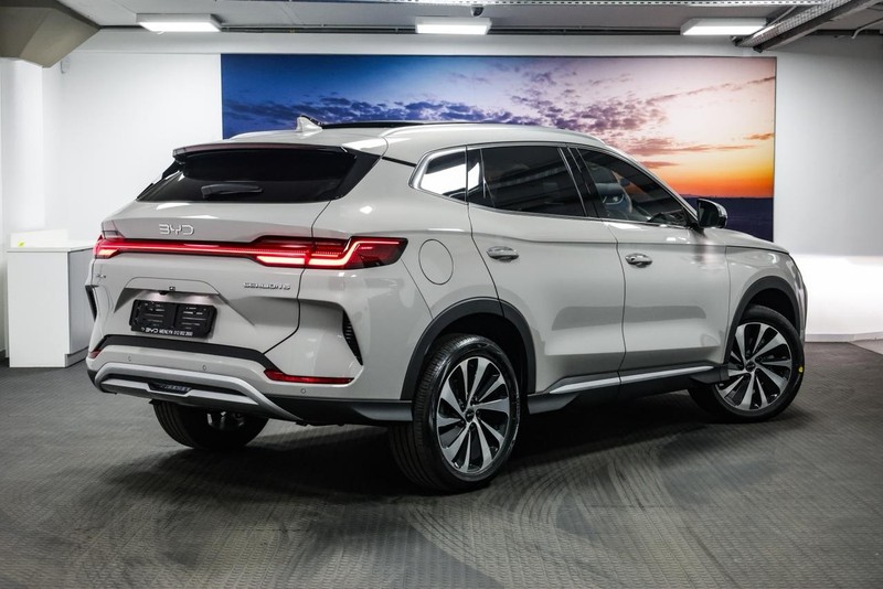 BYD Sealion 6 - BYD Menlyn - Image 17