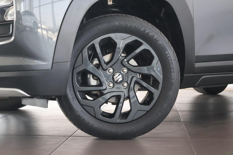 Suzuki Fronx - Audi Centre Hatfield - Image 3