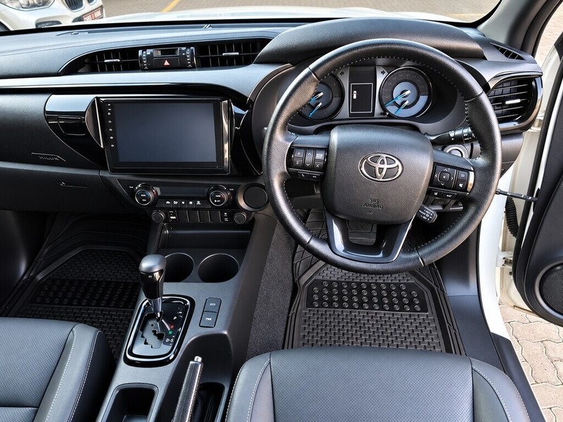 Toyota Hilux - CARS@NOOK - Image 12
