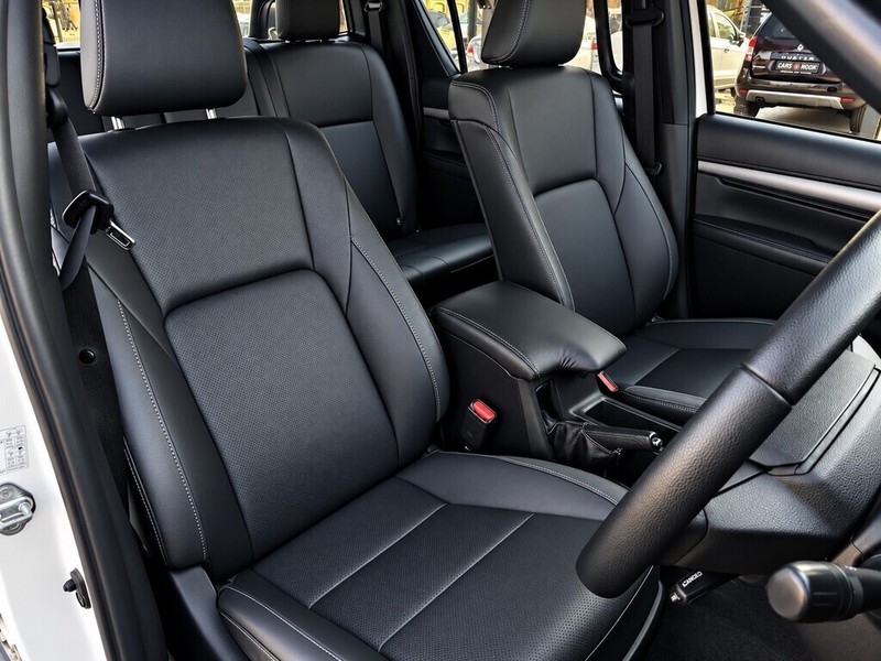 Toyota Hilux - CARS@NOOK - Image 9