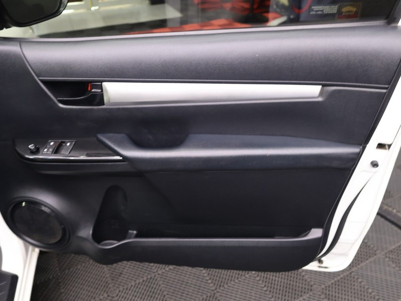 Toyota Hilux - KING OF CARS - Image 18
