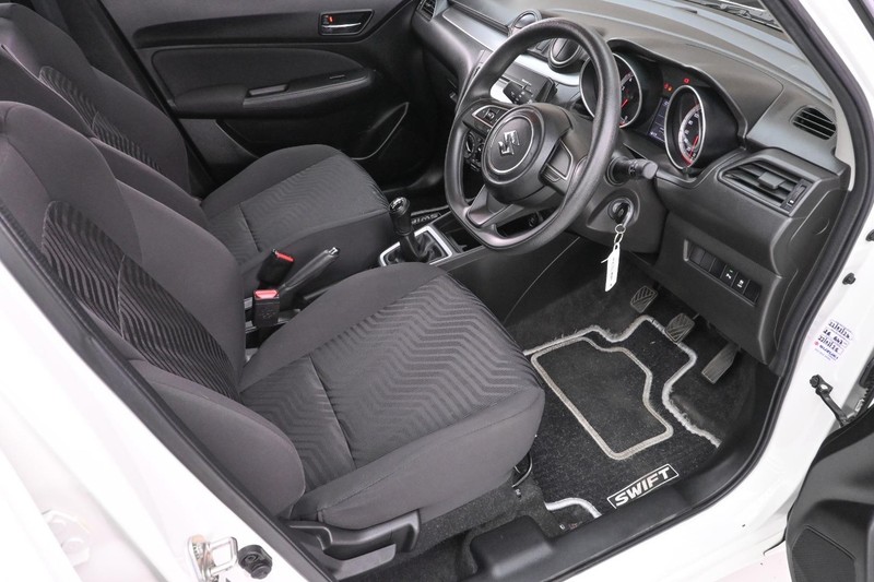 Suzuki Swift - Mahindra East Rand - Image 11