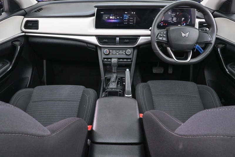 Mahindra XUV700 - Mahindra East Rand - Image 12