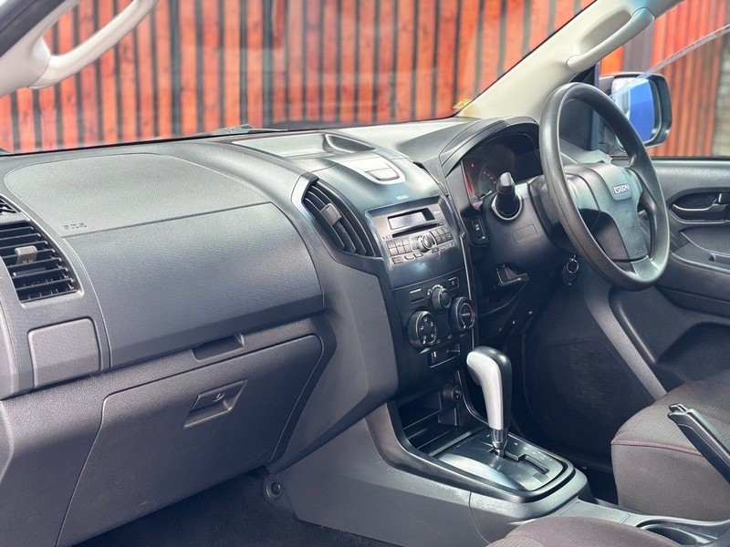 Isuzu D-Max - We Buy Bakkies - Image 18