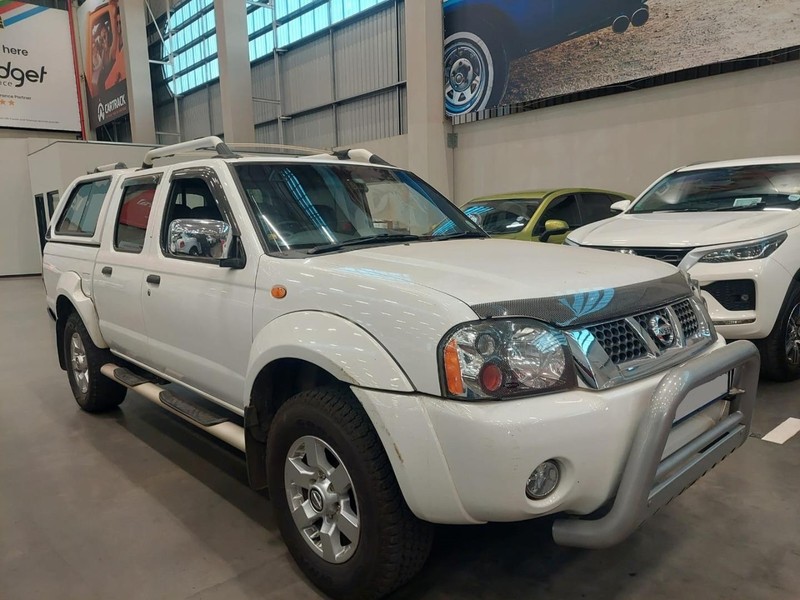 Nissan NP300 Hardbody - Mit Mak Motors - Image 2