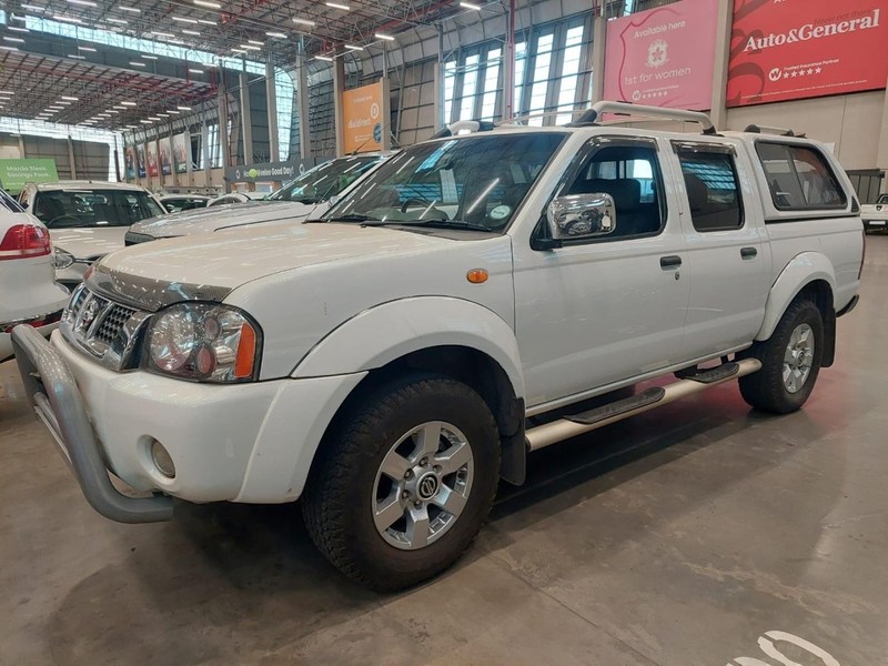 Nissan NP300 Hardbody - Mit Mak Motors - Image 4